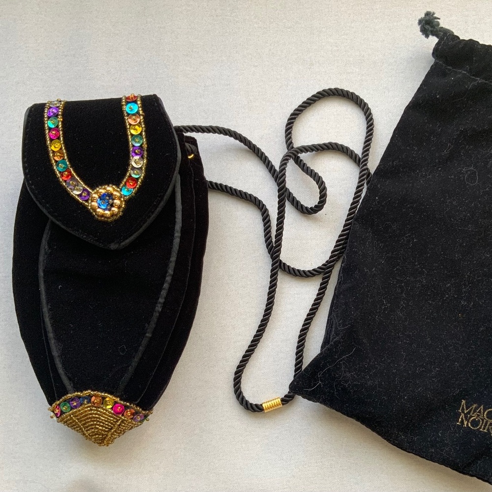 VINTAGE MAGIE NOIRE LANCÔME BLACK VELVET SEQUINED CROSSBODY EVENING BAG PURSE - Picture 2 of 9